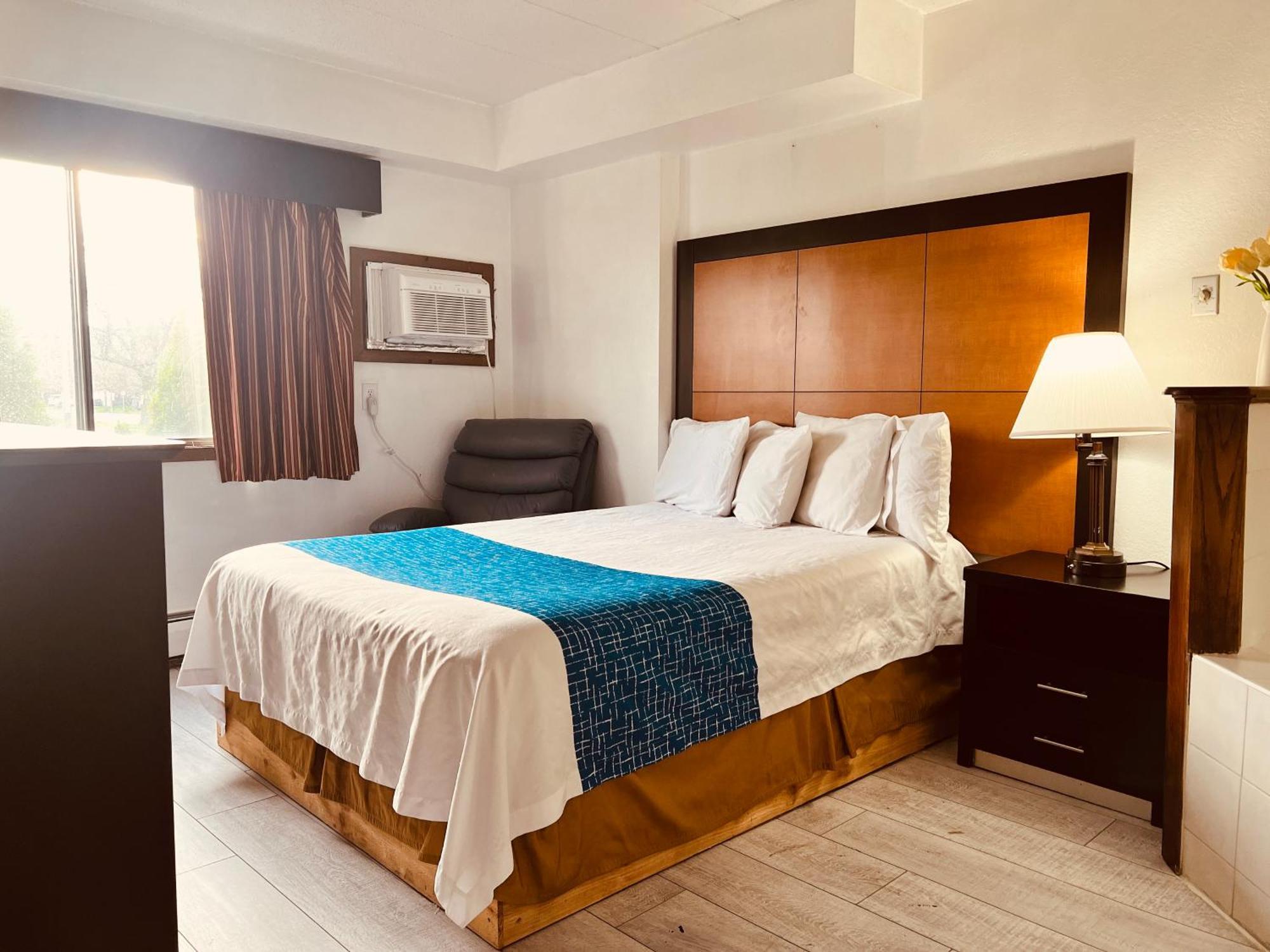 Travelodge By Wyndham Valleyfair Shakopee