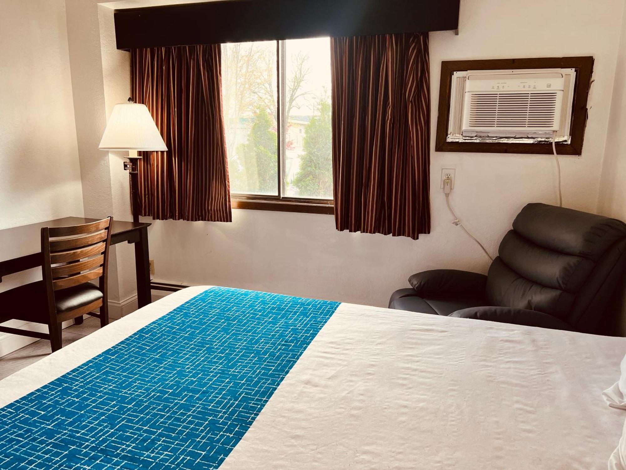Travelodge By Wyndham Valleyfair