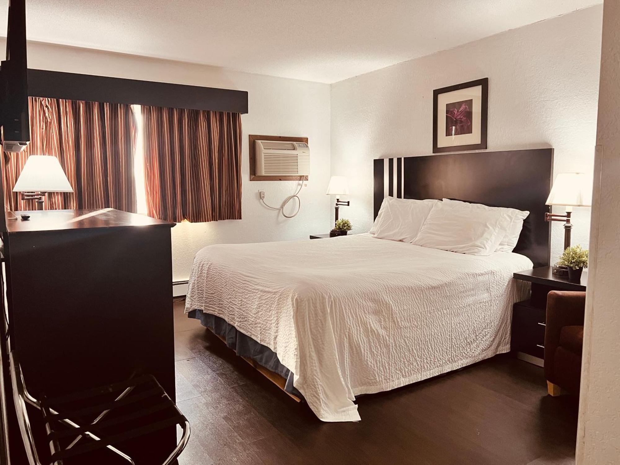 Travelodge By Wyndham Valleyfair