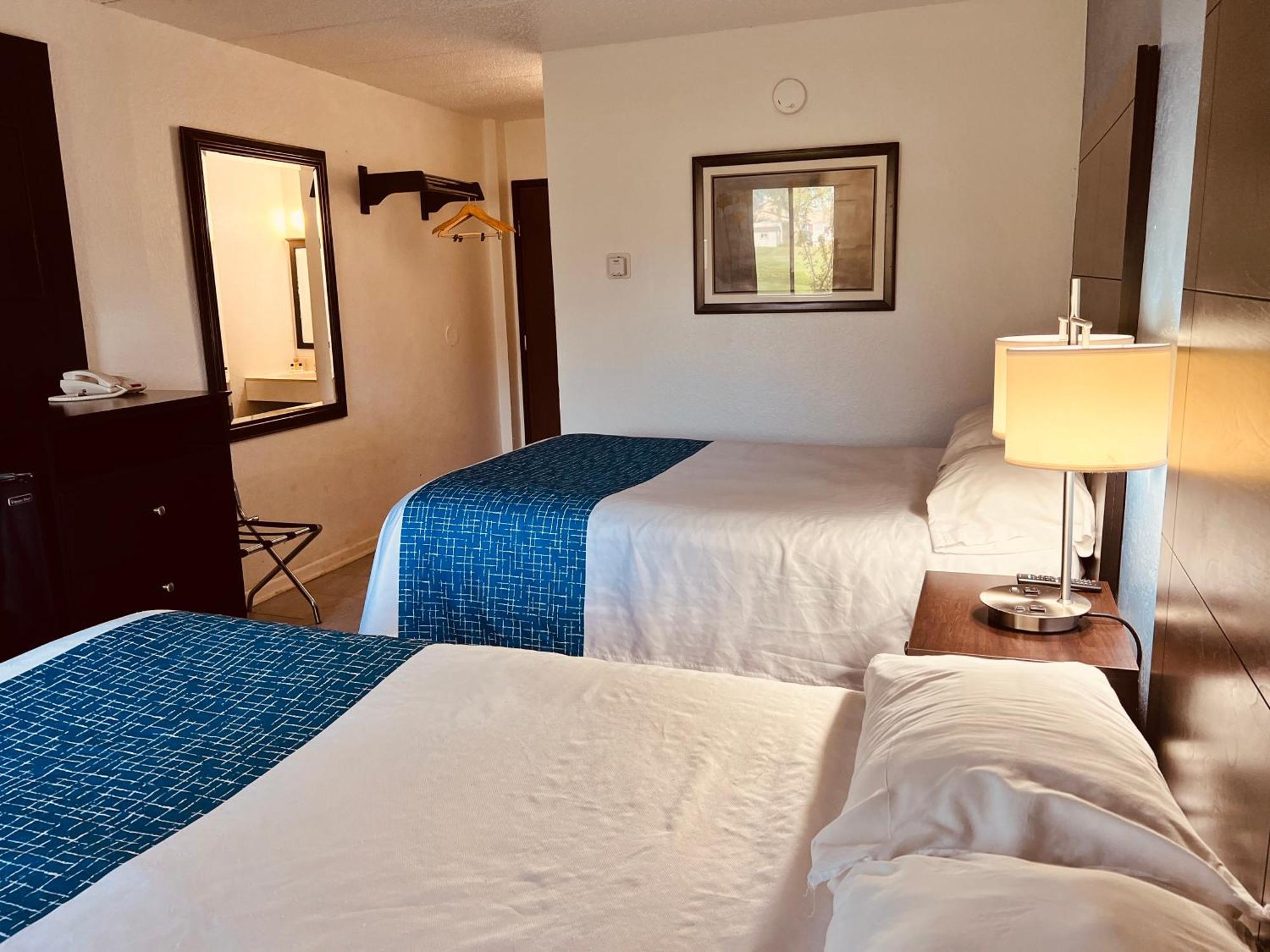 Travelodge By Wyndham Valleyfair Hotel