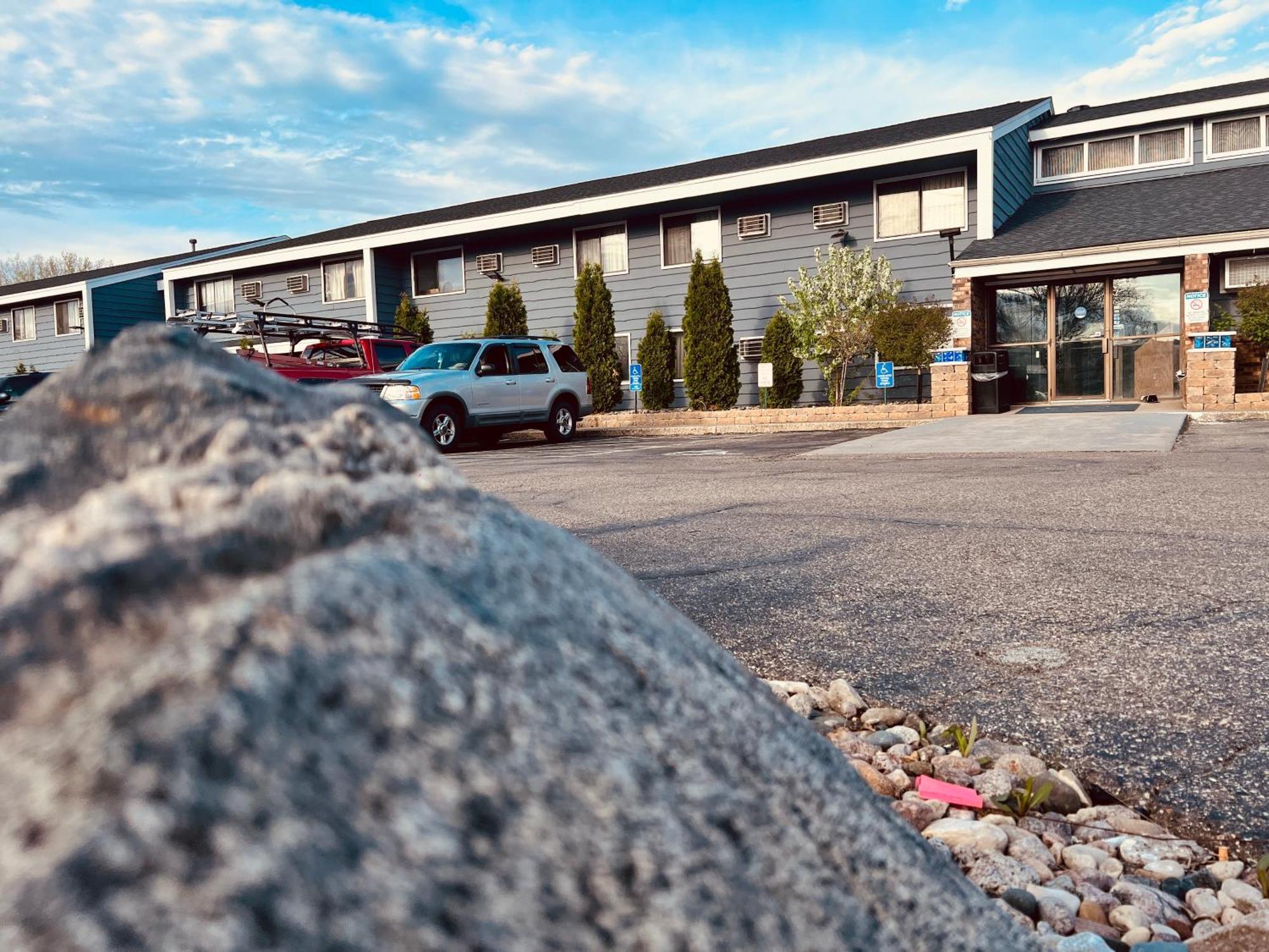 Travelodge By Wyndham Valleyfair