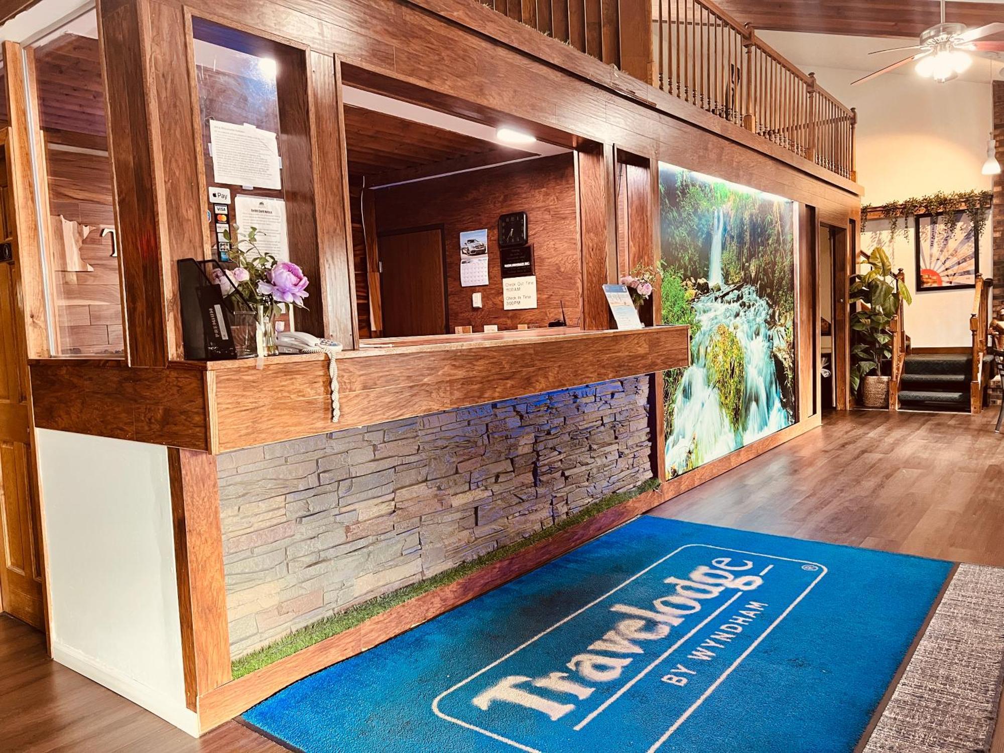 Hotel Travelodge By Wyndham Valleyfair Shakopee