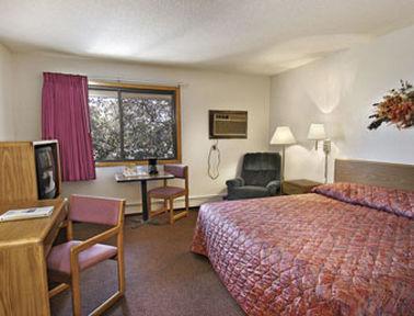 Travelodge By Wyndham Valleyfair